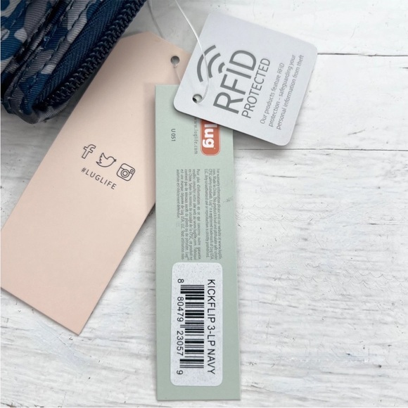 LUG Kickflip Convertible Wallet Wristlet Crossbody Navy Blue Camo Leopard RFID - Picture 15 of 16